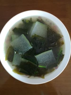 海带嫩芽冬瓜汤的做法 步骤3