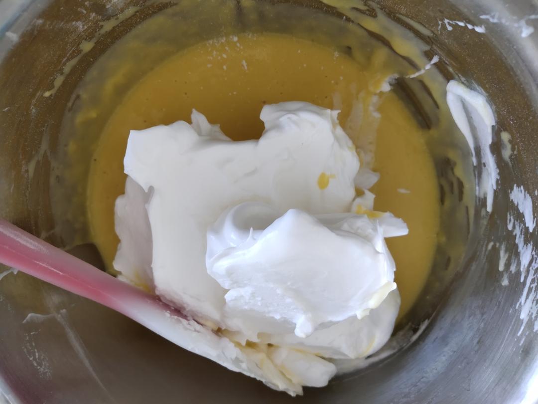 凉了也不回缩的戚风纸杯蛋糕🍰超级绵软 适合宝宝吃哦的做法 步骤5