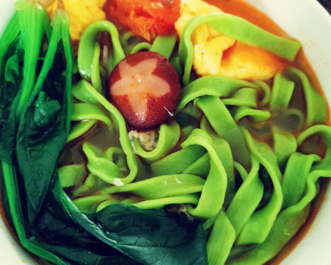 西红柿鸡蛋蔬菜面的做法