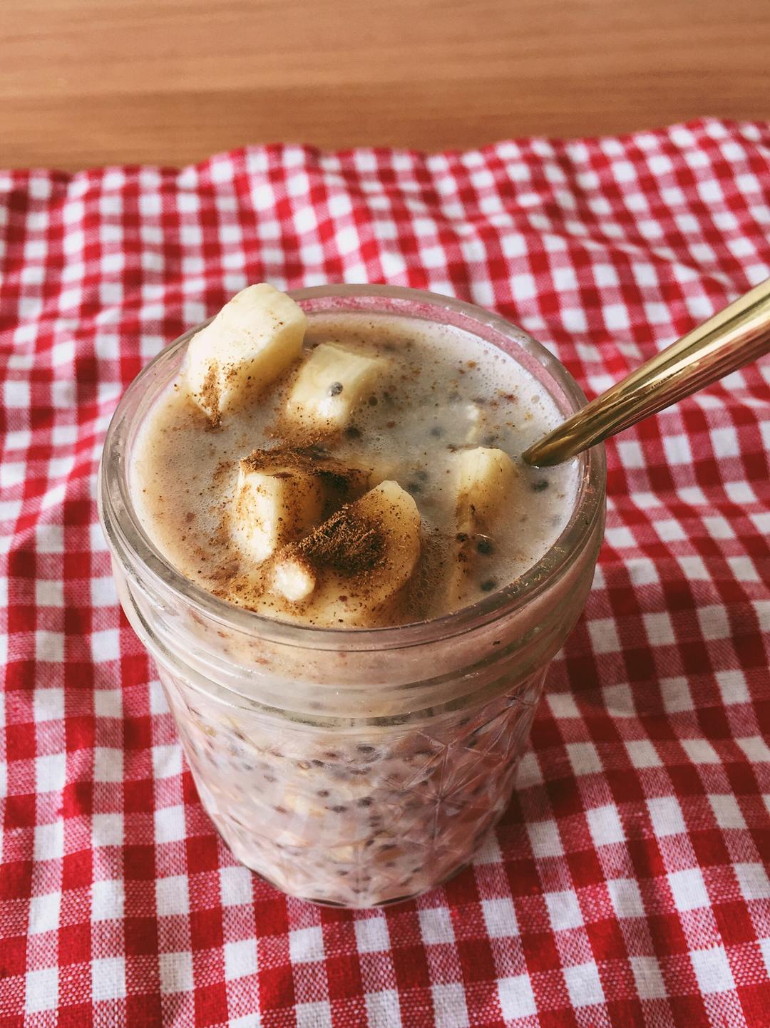 basic overnight oats 时下最流行的营养健康冷藏式隔夜免煮燕麦基本款