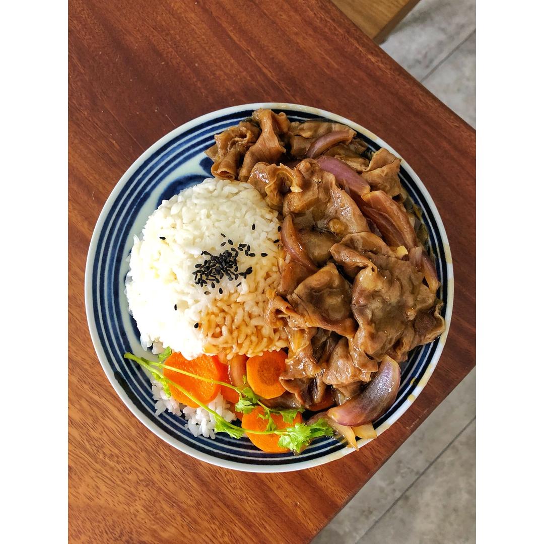 吉野家牛肉饭（牛丼）