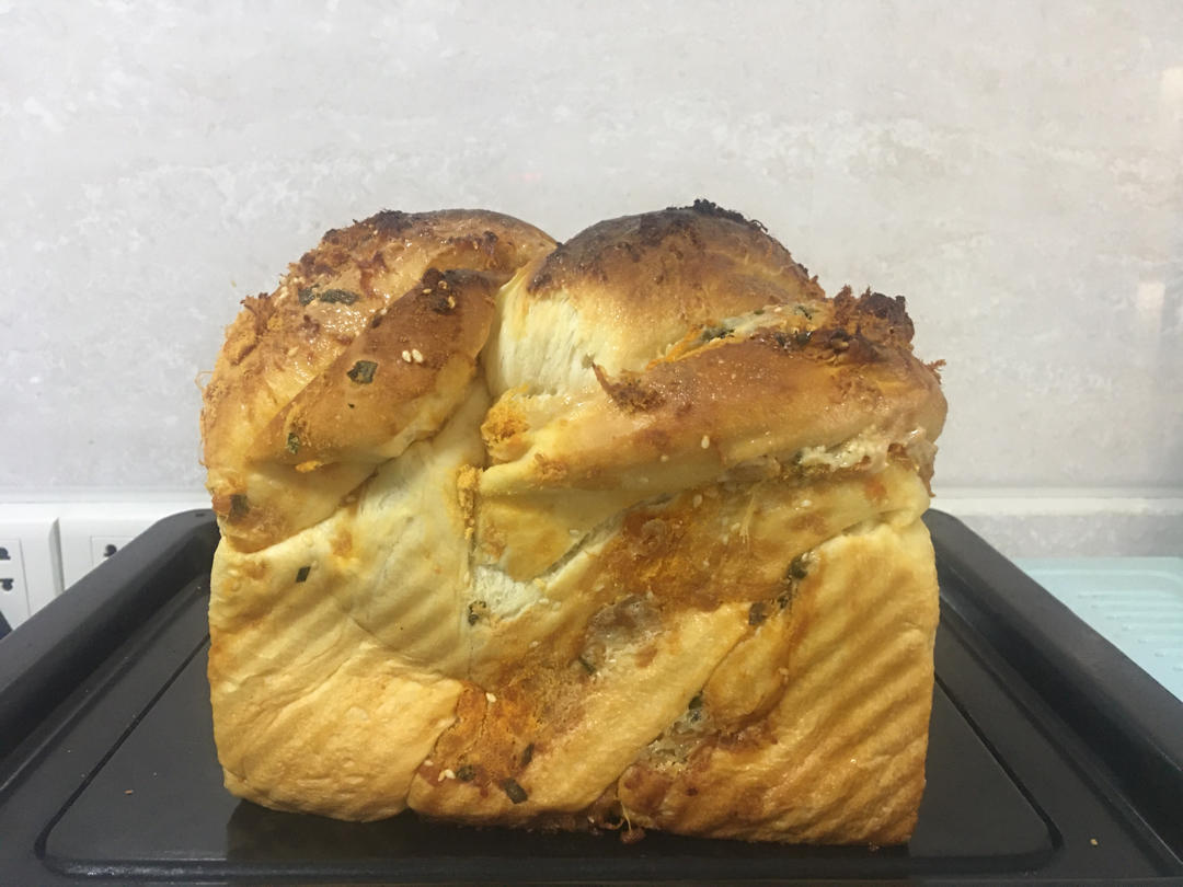 香葱肉松手撕吐司