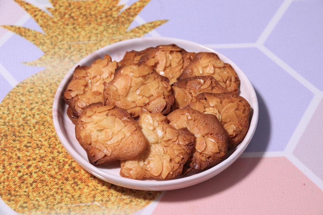 焦糖脆脆杏仁瓦片