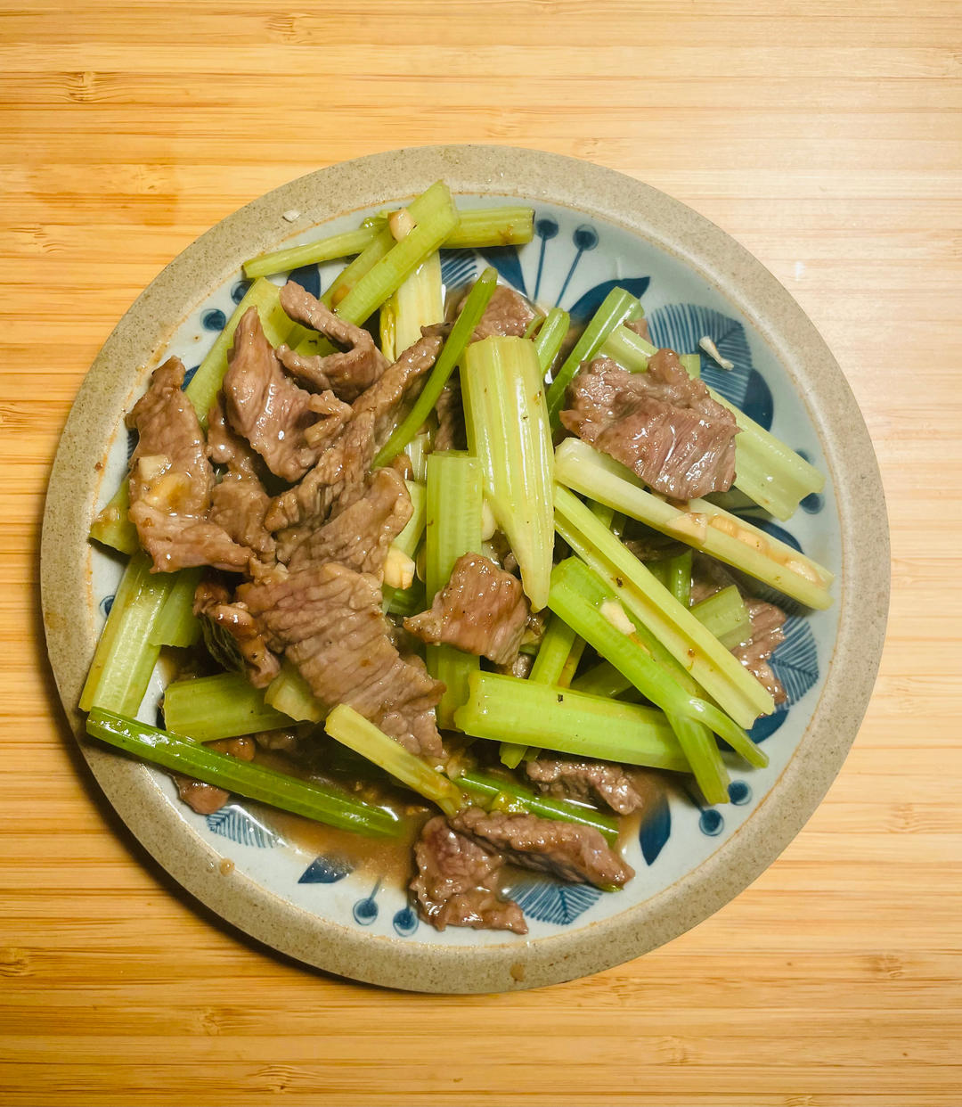 ㊙️家常菜‼️芹菜小炒牛肉‼️牛肉超级嫩滑哟