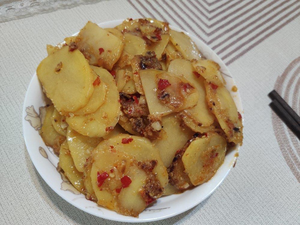 渣广椒炒土豆片