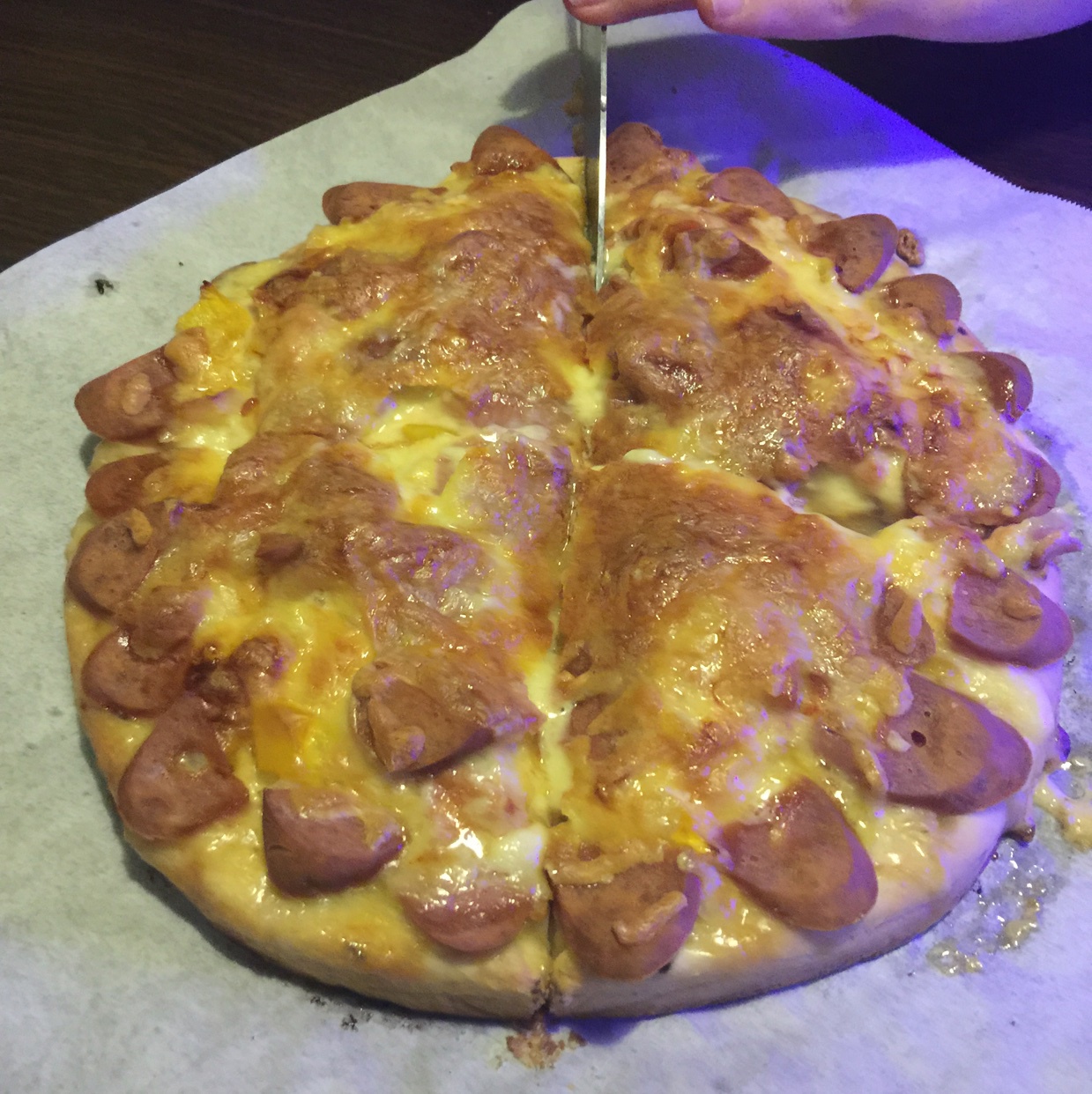 芝心培根香肠pizza