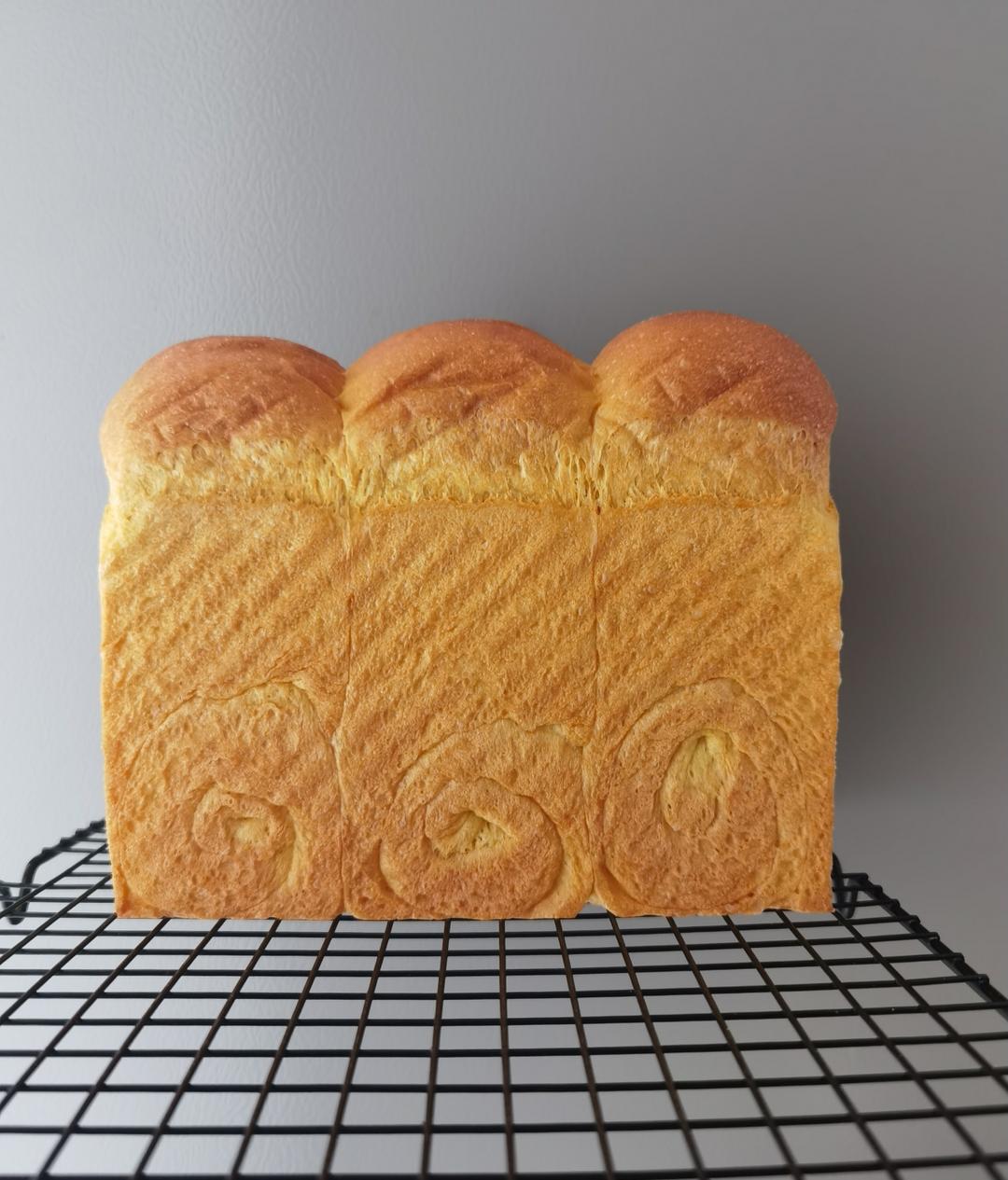 100%中种轻奢侈南瓜吐司