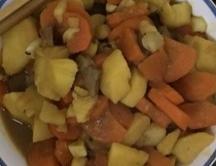土豆胡萝卜炖肉的做法