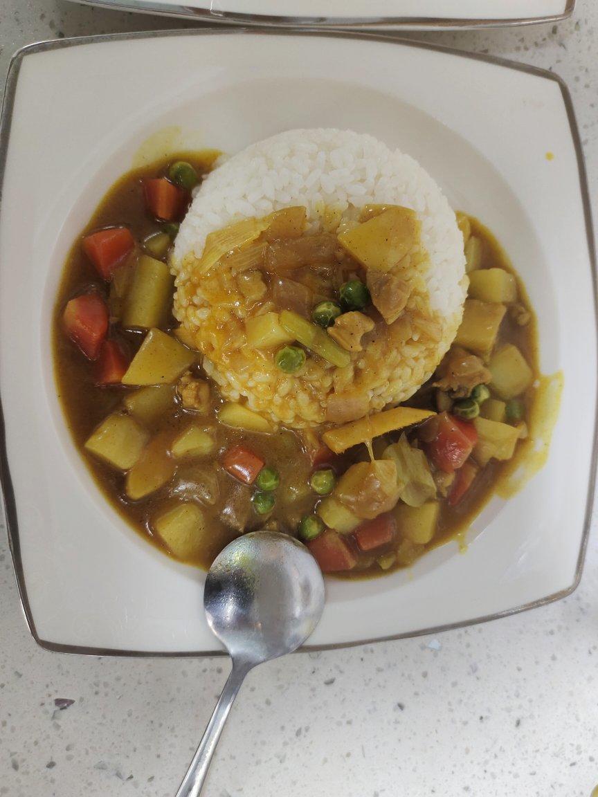 鸡肉咖喱饭