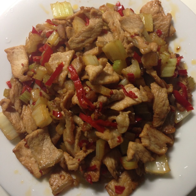 芹菜炒肉末