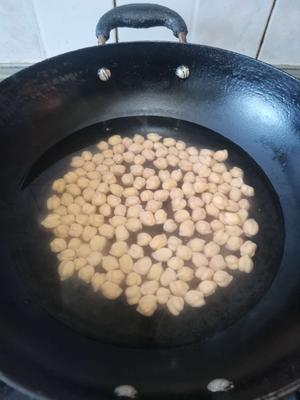 盐水煮鹰嘴豆的做法 步骤4