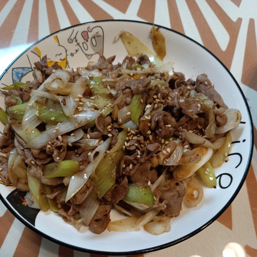 炒了20多年的葱爆羊肉