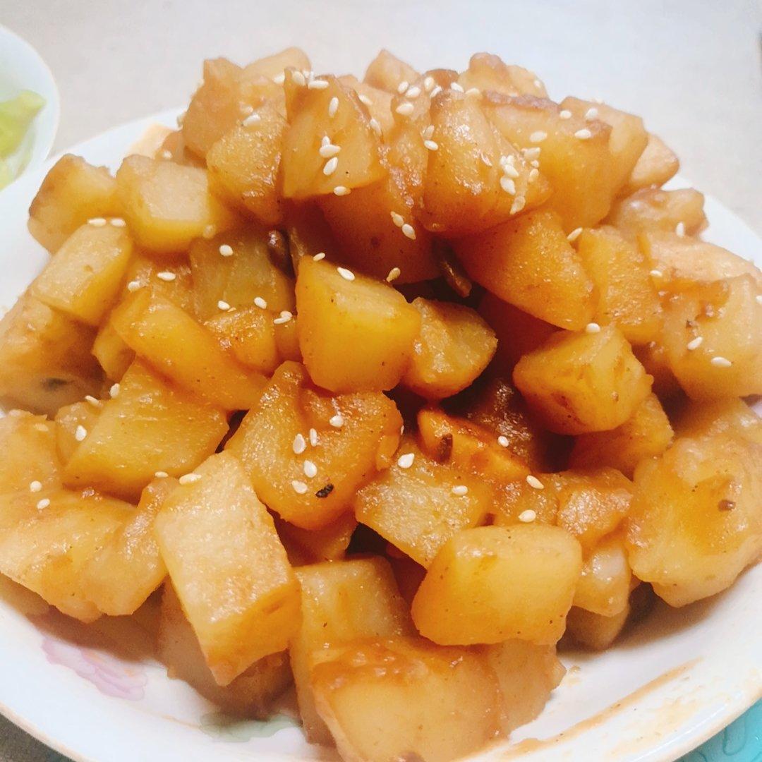 一里一理理做的超下饭的炖土豆