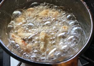 初春香蒜酥脆炸鸡柳的做法 步骤9