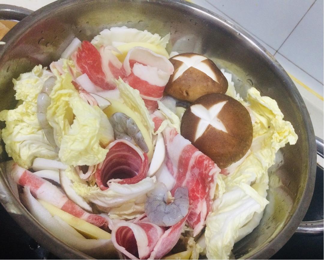 日式千层肥牛锅