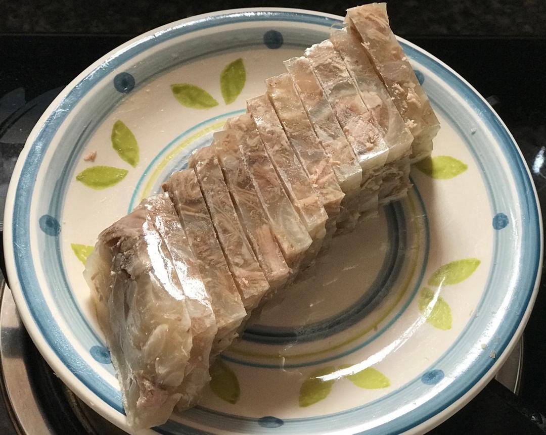 堂妈教你做年夜饭必吃———猪蹄冻