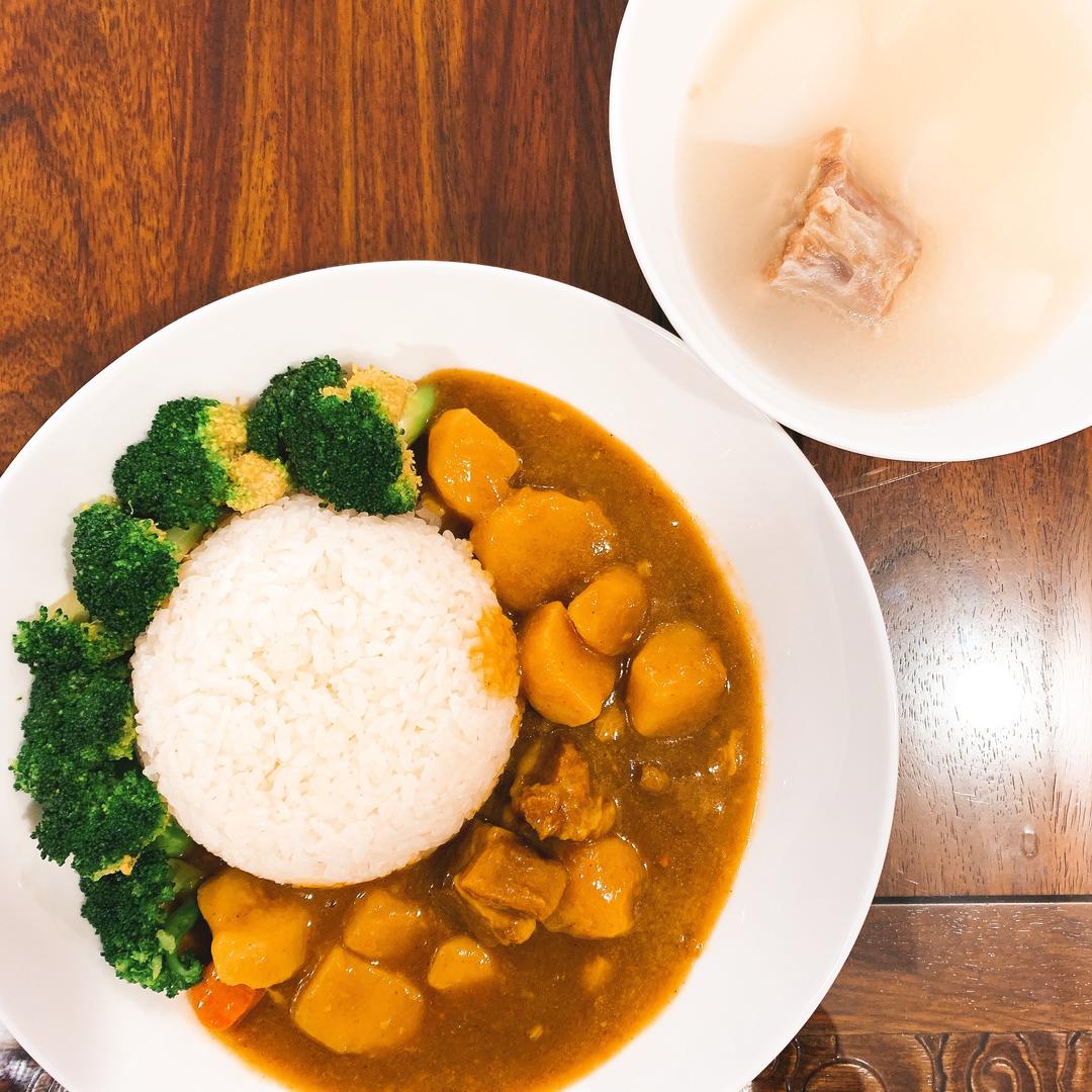 浓香咖喱牛腩的做法