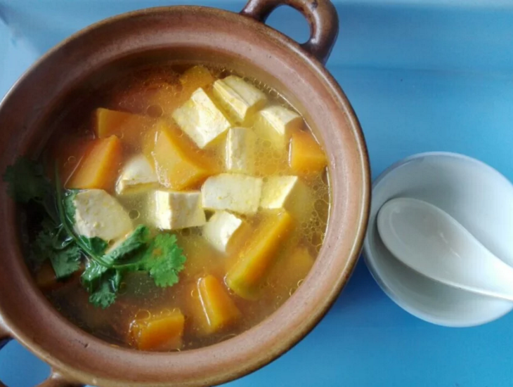 香。甜。软。嫩。丨豆腐南瓜汤 · 圆满素食
