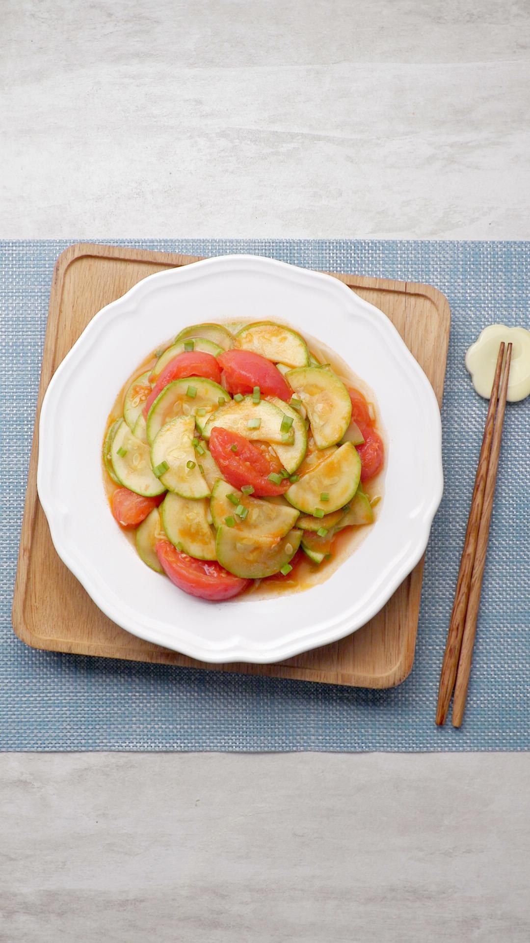 西葫芦炒西红柿的做法