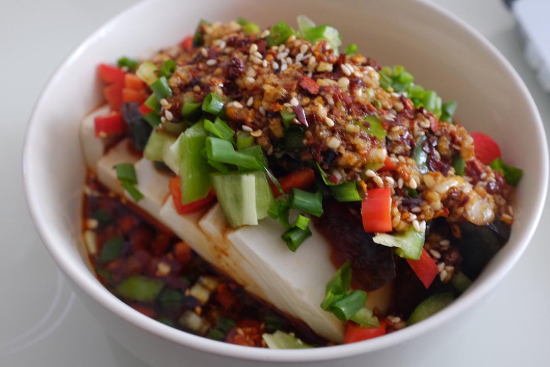 皮蛋豆腐