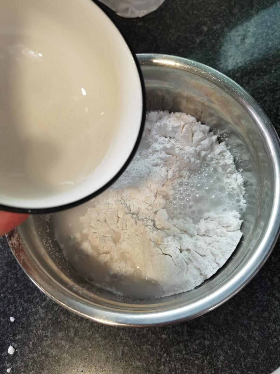 纯奶手撕吐司的做法 步骤1