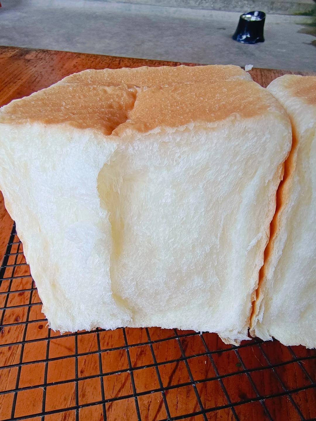 椰子油软白吐司100%拉丝