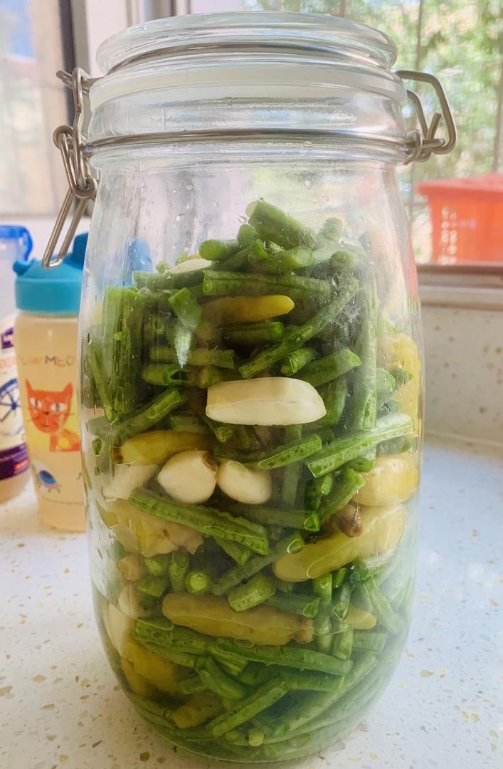 腌酸豆角