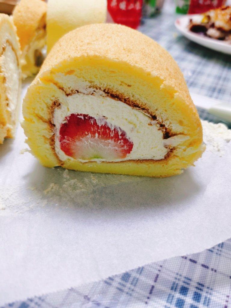 《Tinrry下午茶》教你做基础原味蛋糕卷