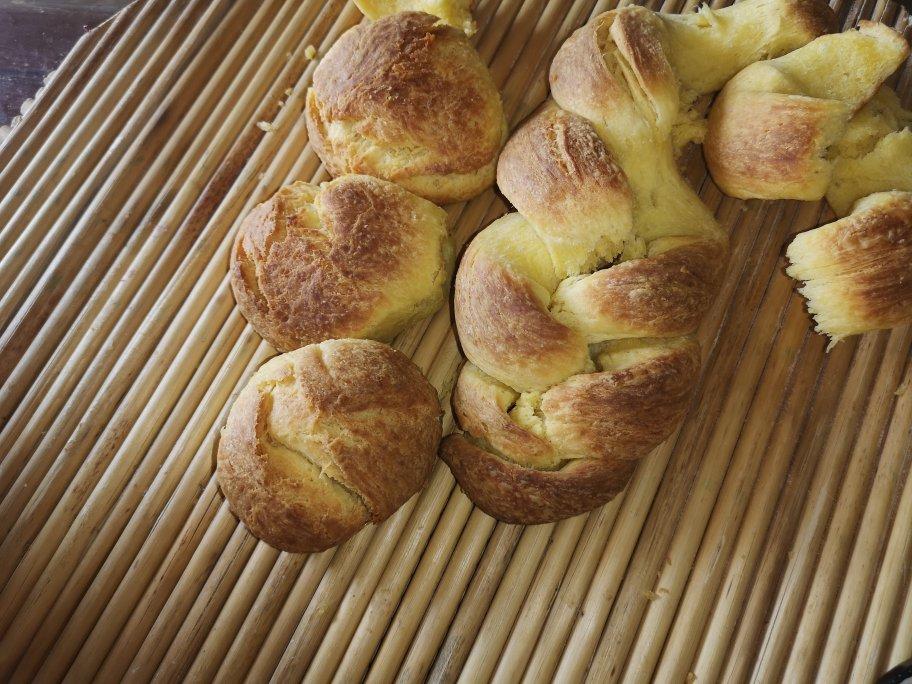 吃过这个黄油面包Brioche，你很难再爱上街边蛋糕店的面包店