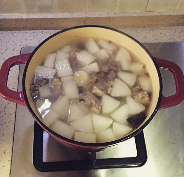 羊肉萝卜汤
