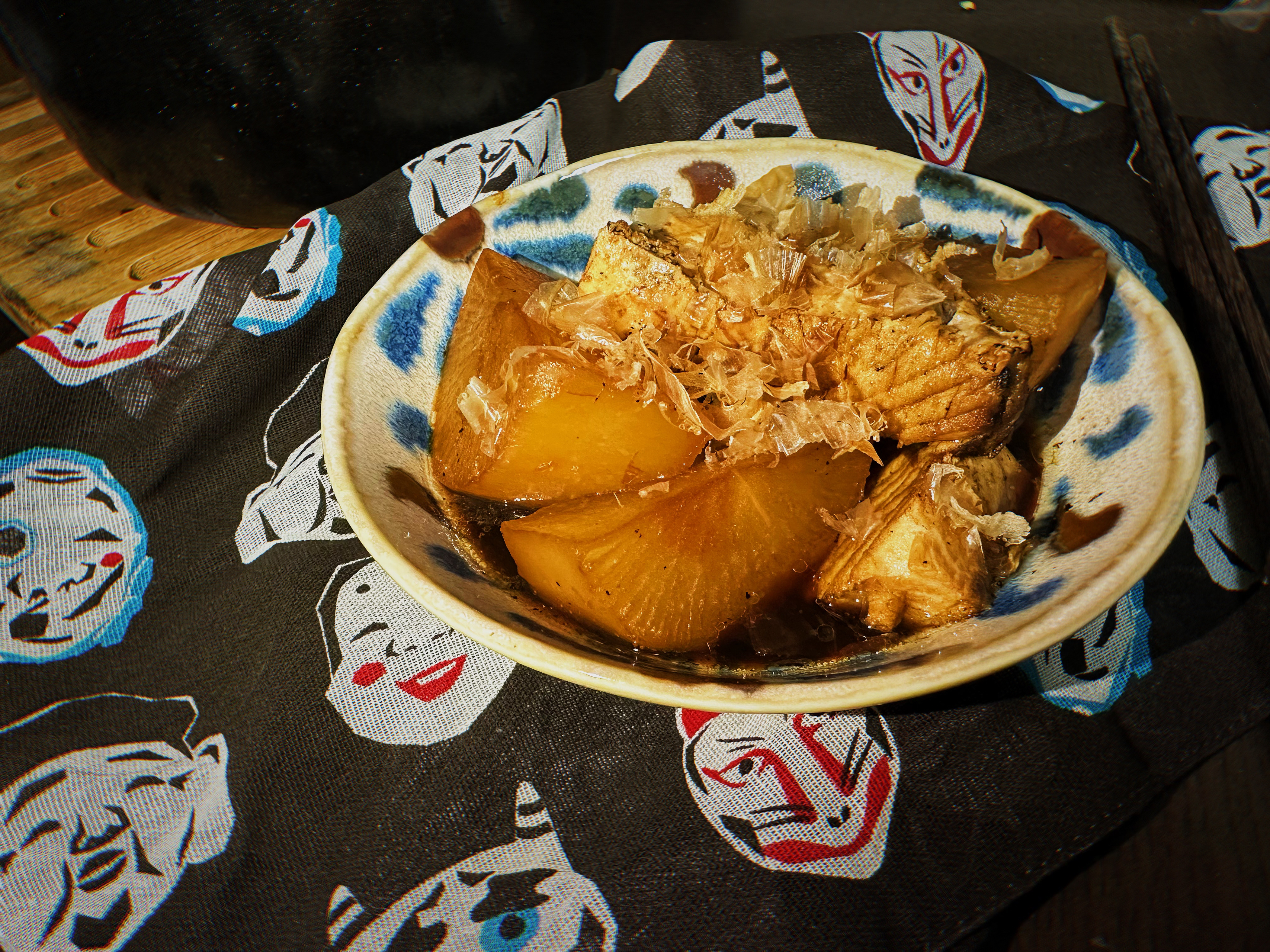 冬日最佳之日式萝卜煮鱼的做法