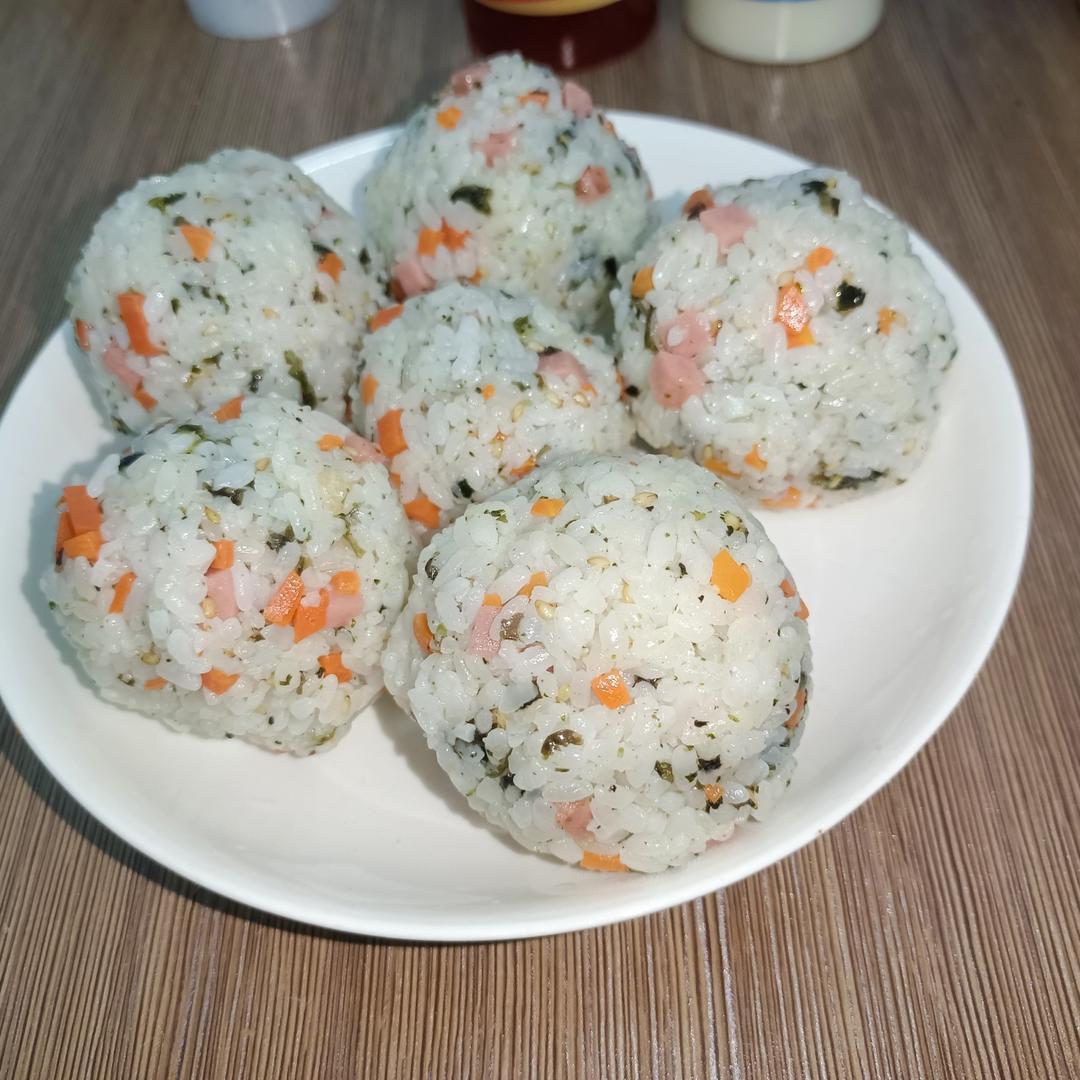 最最简单的饭团