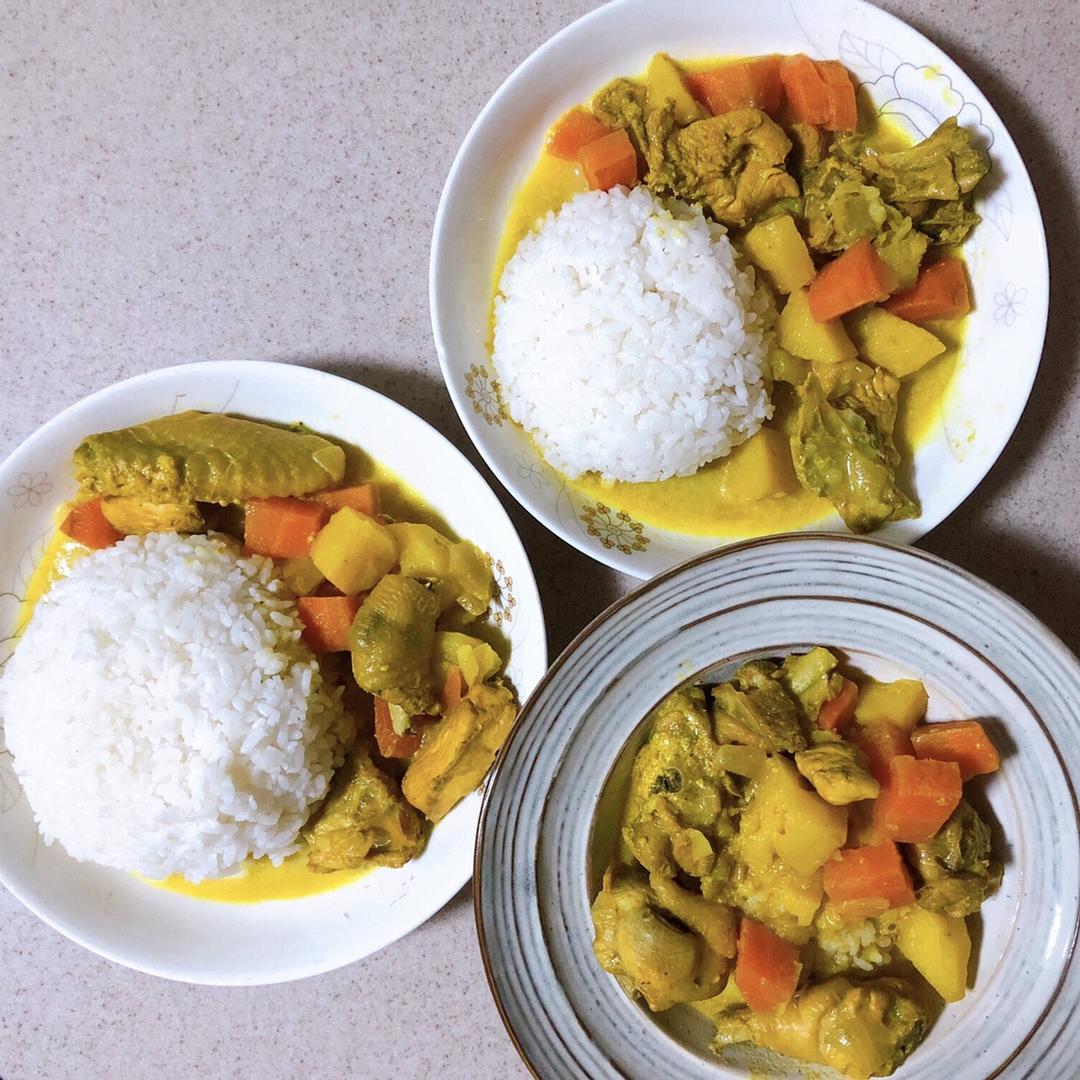 咖喱土豆炖鸡块(咖喱粉家常版)