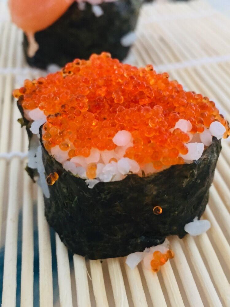 飞鱼籽寿司的做法