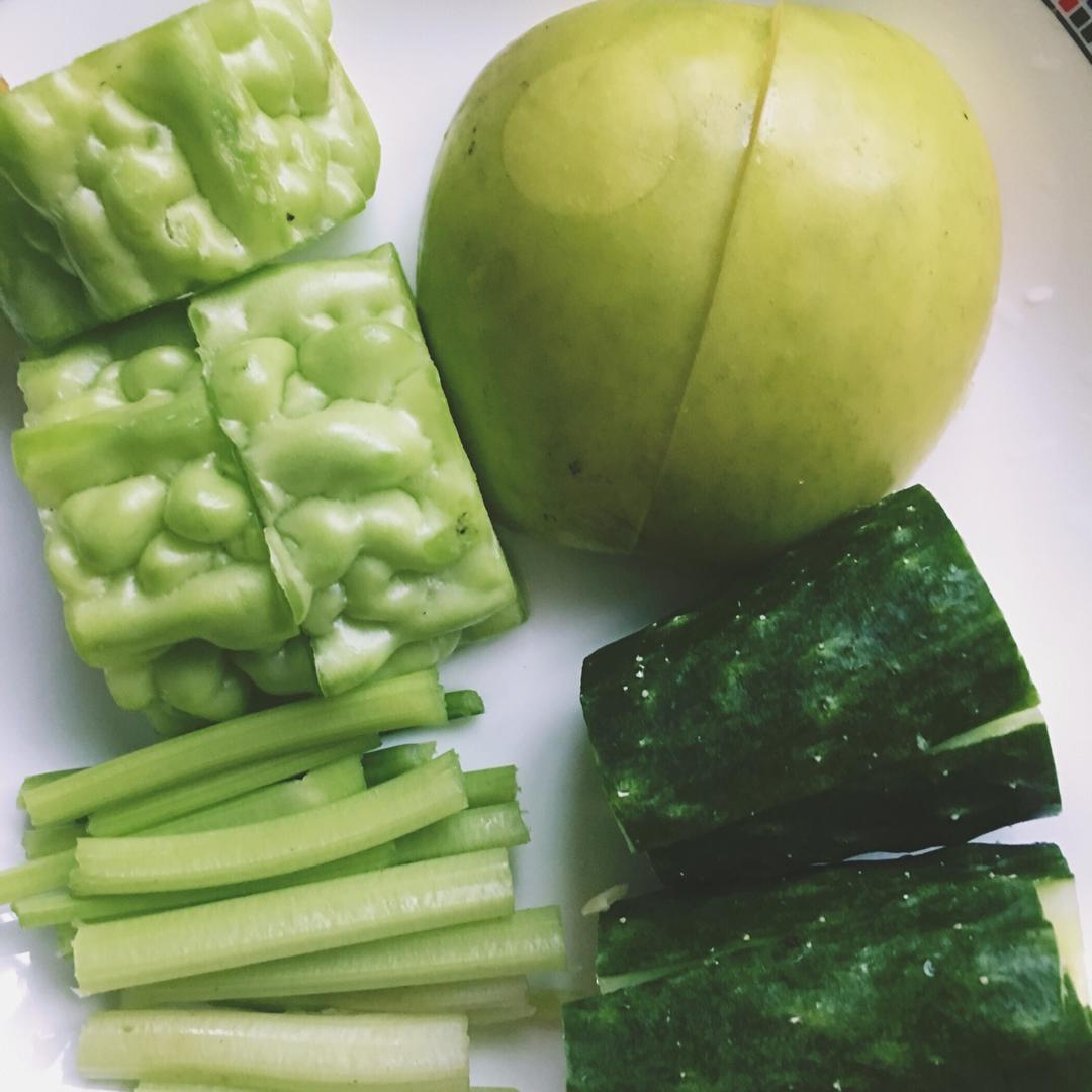 芹菜汁