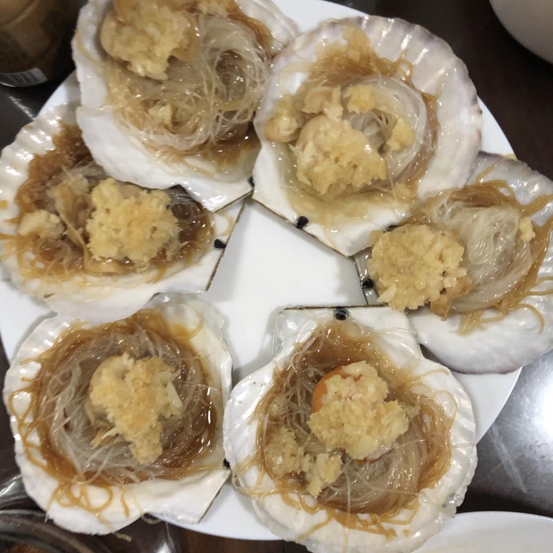 蒜蓉粉丝蒸扇贝