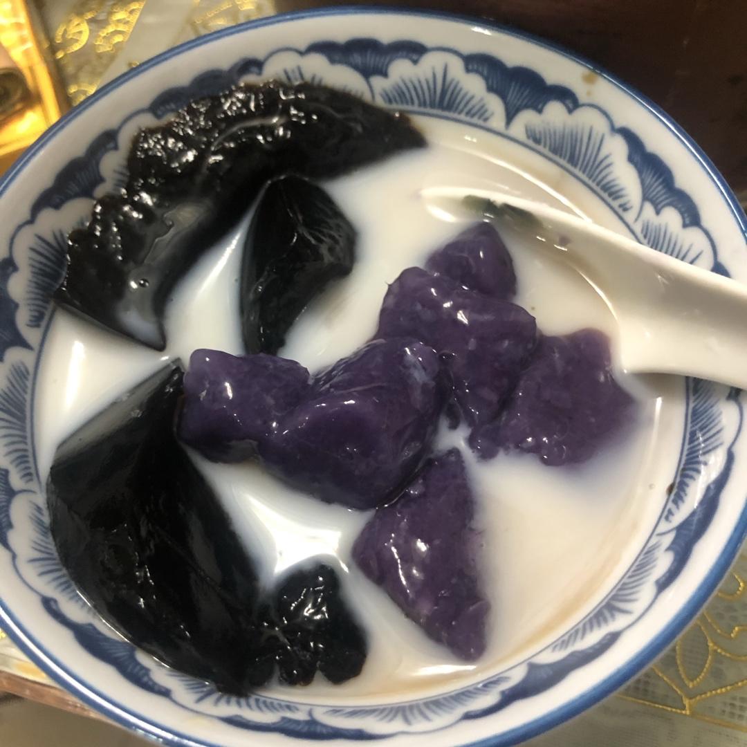 黑凉粉/烧仙草