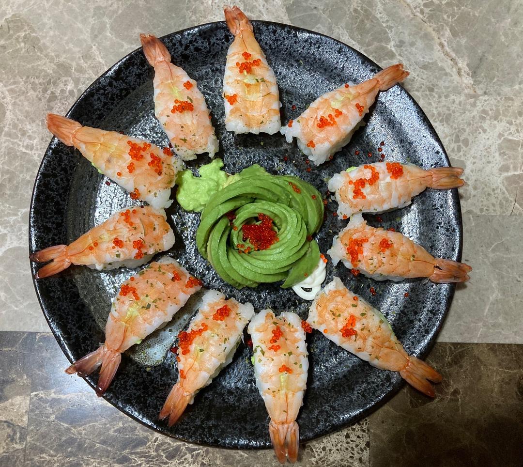 好看又好吃的花开富贵牛油果虾