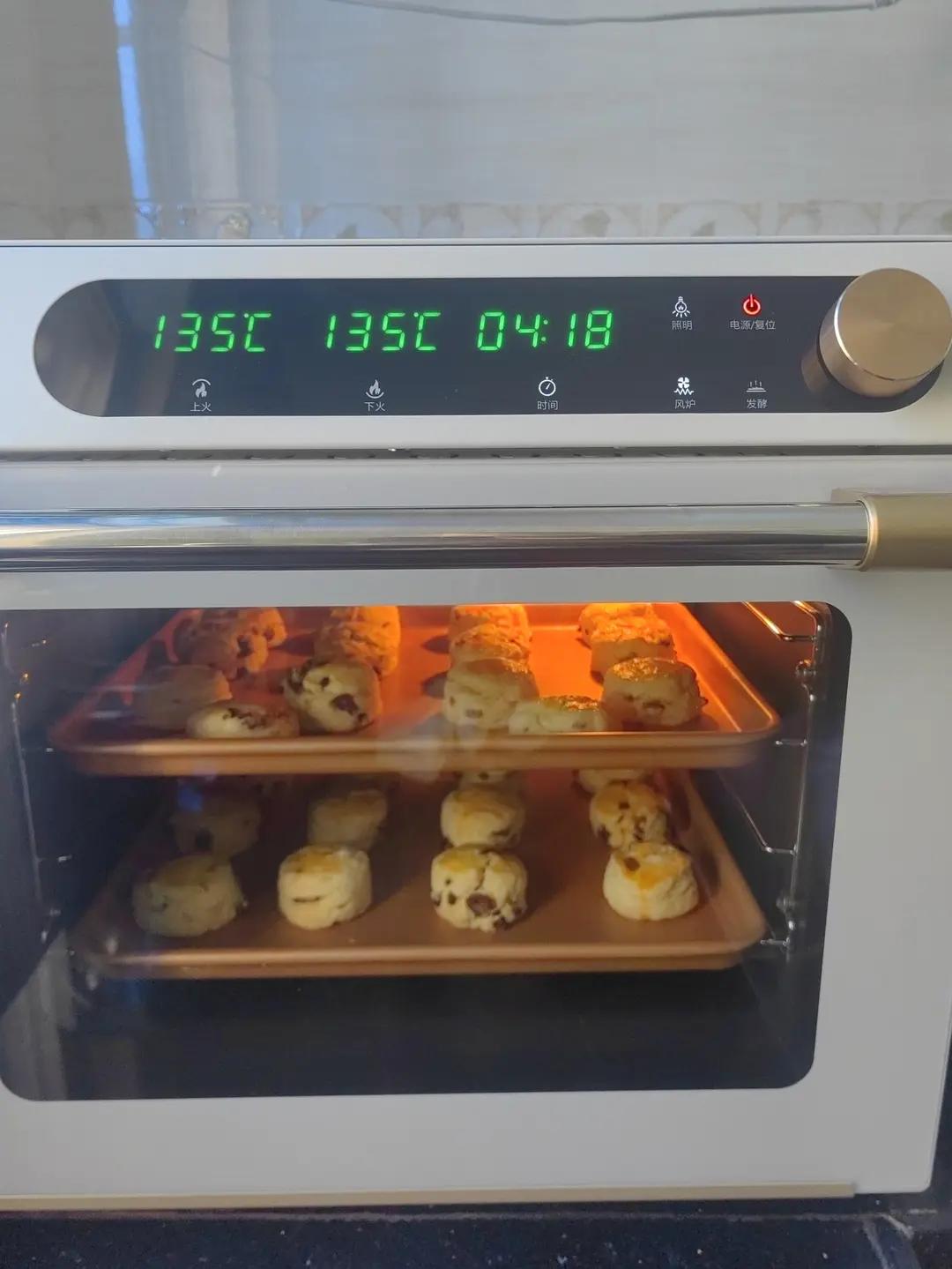 完美裂纹～百分百成功的超好吃奶香司康（禁止搬运）