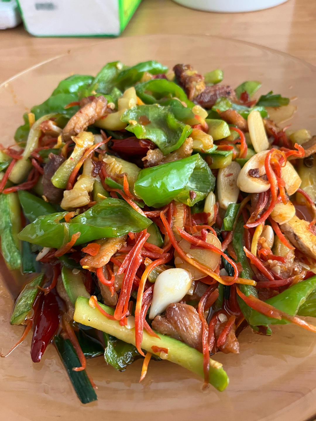 简单的食材却能做出不简单味道！小炒西葫芦五花肉