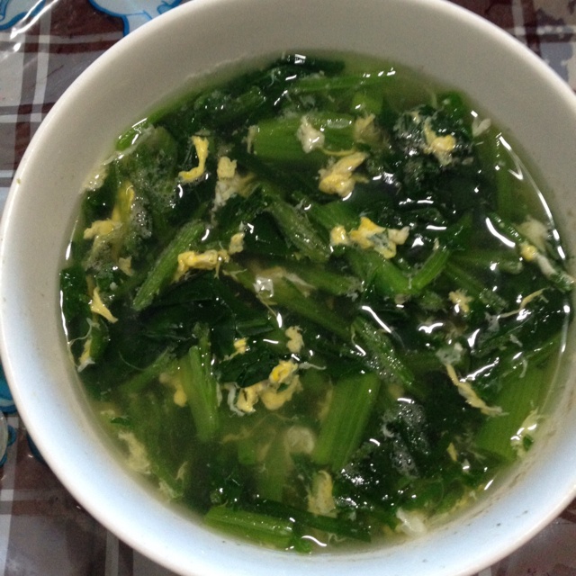 鲜蛋花菠菜汤