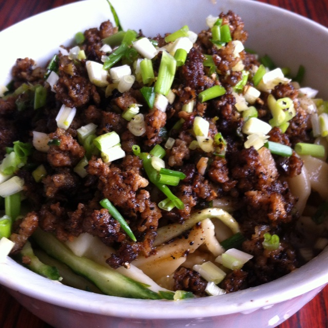 马宝宝的妈咪做的花椒肉末炸酱