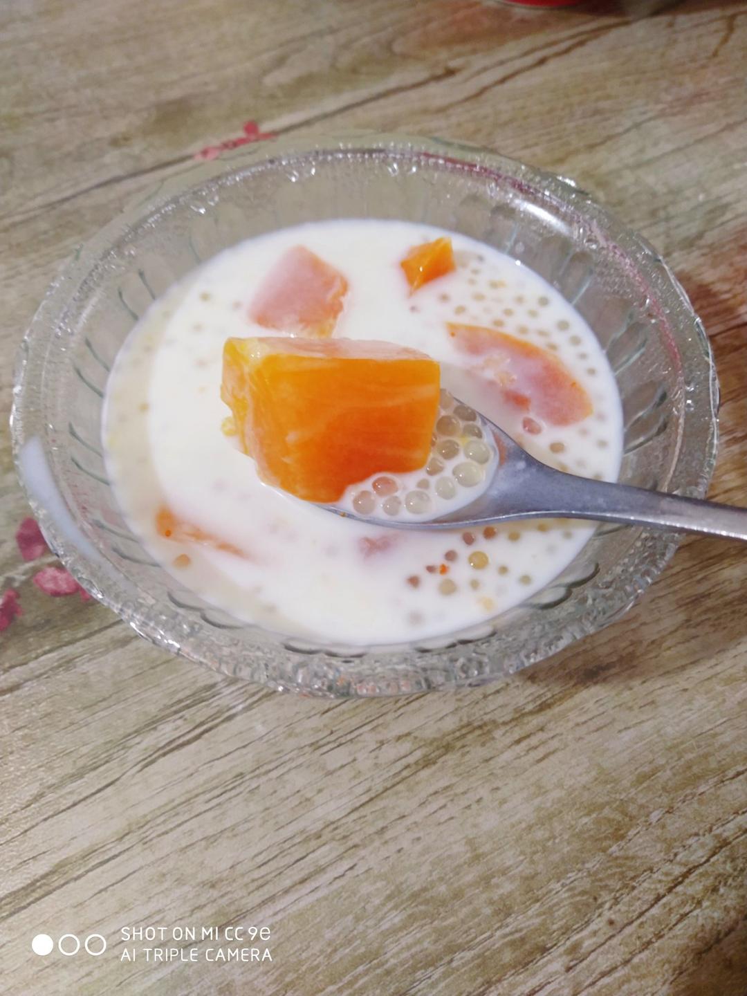 木瓜炖牛奶