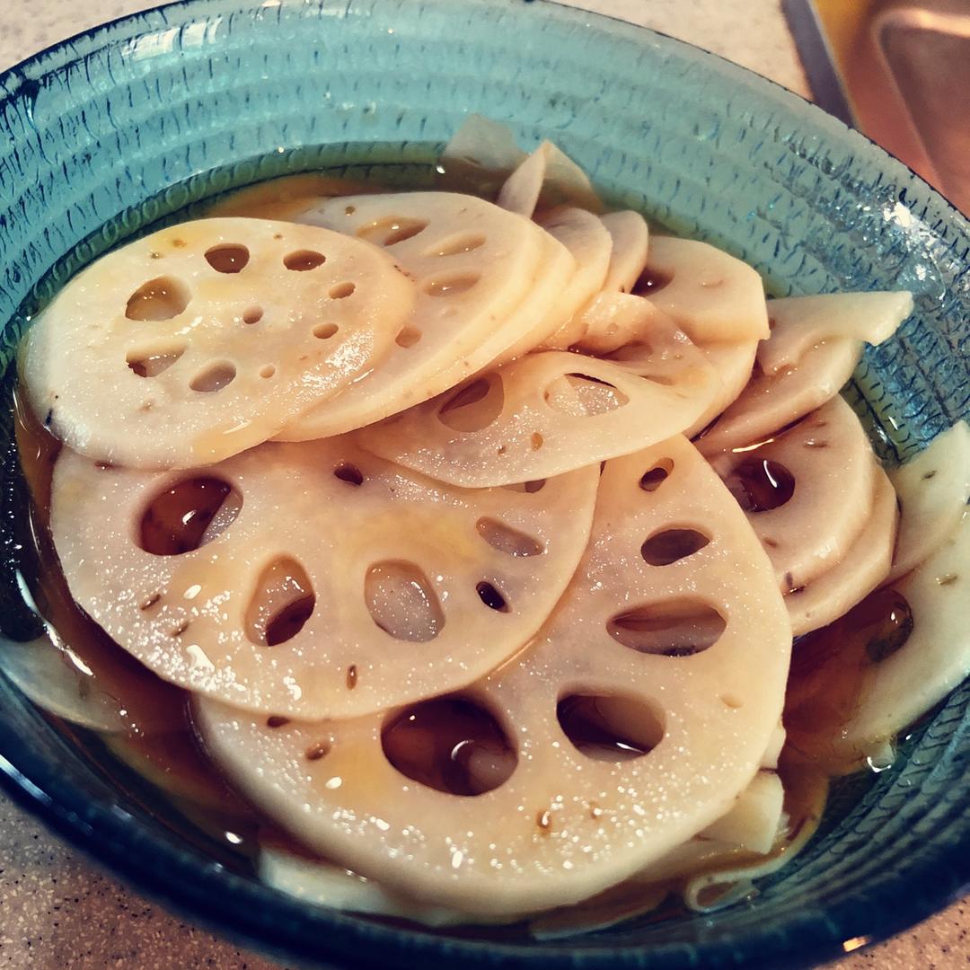 2小姐v做的凉拌酸甜藕片