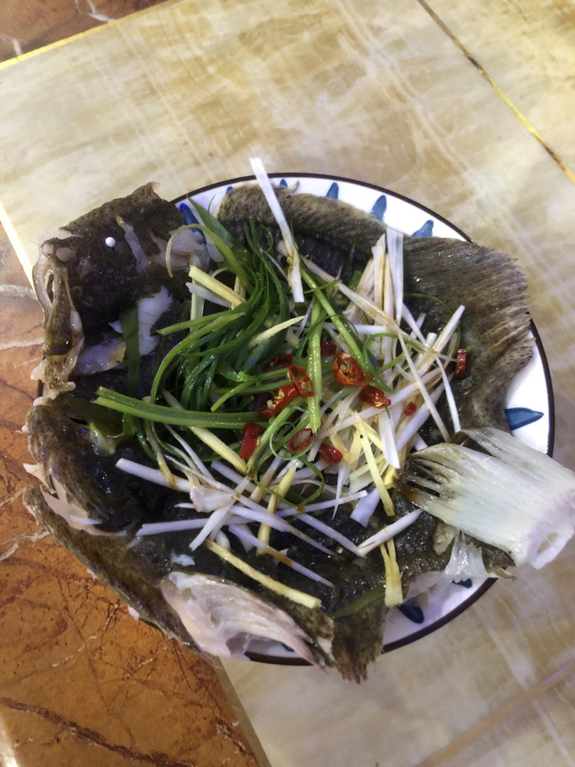 清蒸多宝鱼（黄鱼、鲈鱼、桂鱼……）