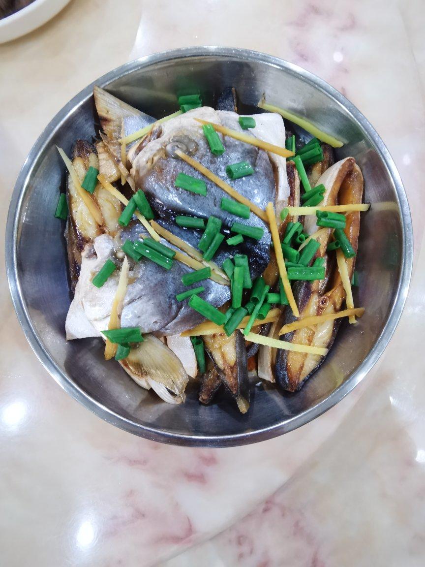 煎鱼/煎黄花鱼/漂亮不掉皮/铁锅煎鱼不粘锅