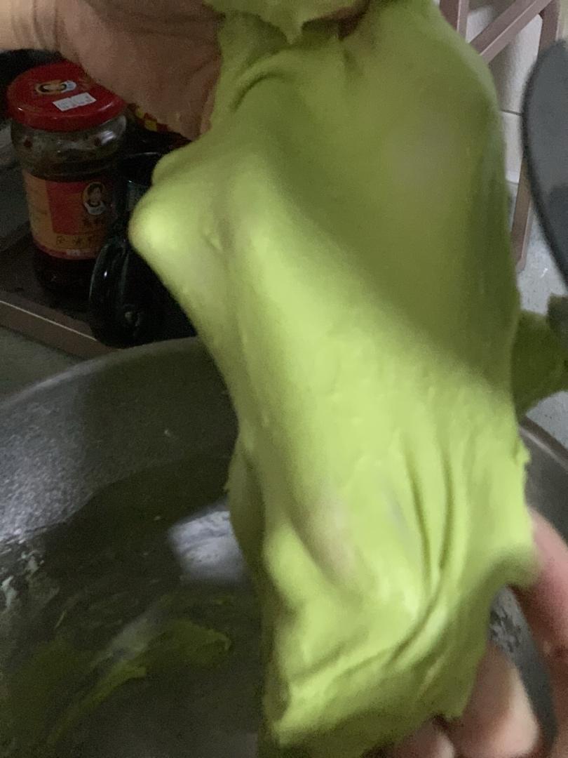 手揉菠菜小餐包