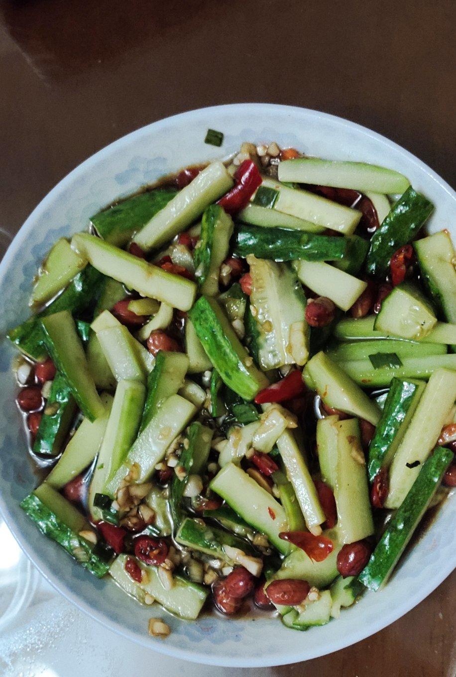 🌈酸酸辣辣巨开胃～超过瘾的凉拌黄瓜