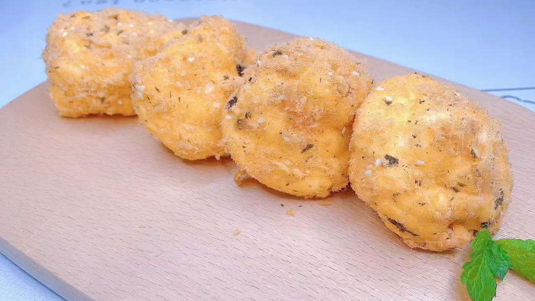 朋友都说比鲍师傅好吃的海苔肉松小贝