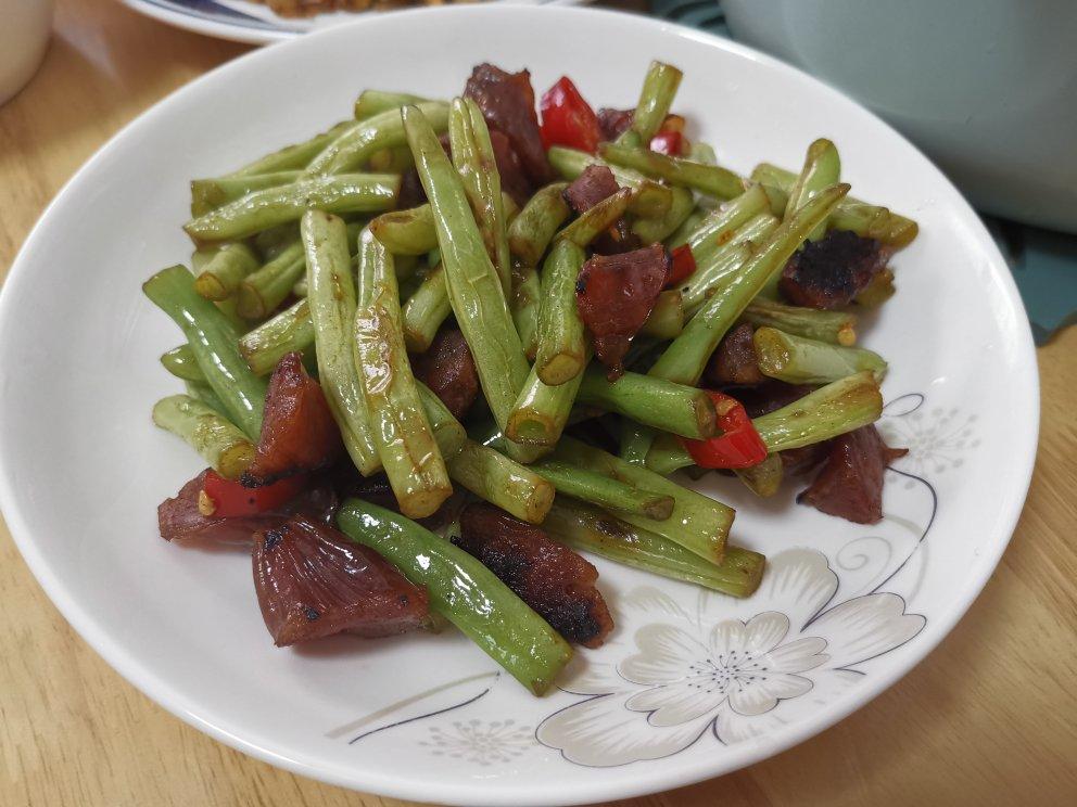 ㊙️腊味‼️四季豆炒腊肠‼️美味家常